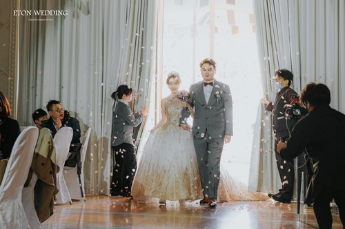 自然婚禮攝影,清新婚紗照,戶外婚禮,海邊婚紗攝影,自然風格婚禮紀錄,婚禮攝影作品,輕婚紗照